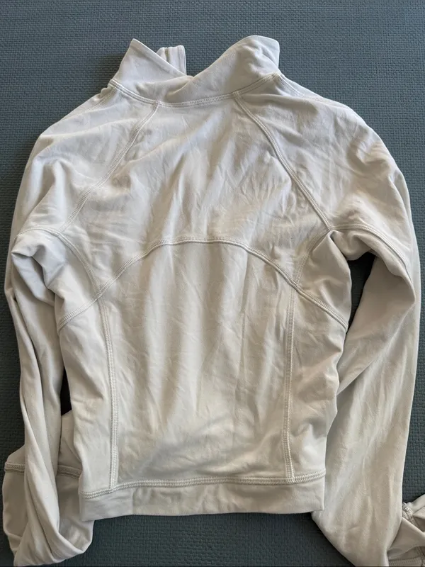 LuluLemon Cropped Pullover - Image 4