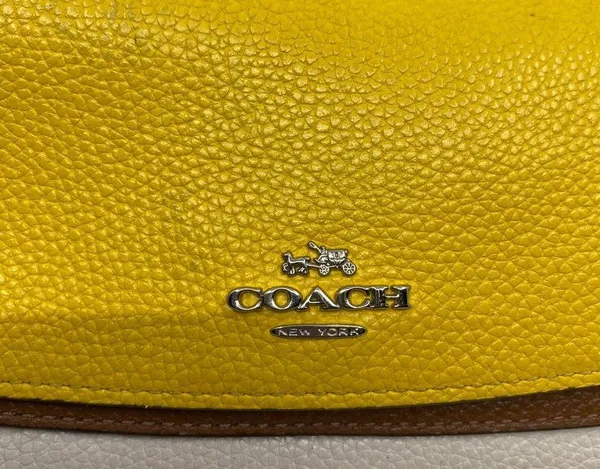 Coach Yellow White Grain Leather Wallet - Image 4