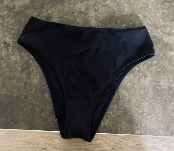 Relleciga Women's Cheeky Bikini Bottom - Image 4