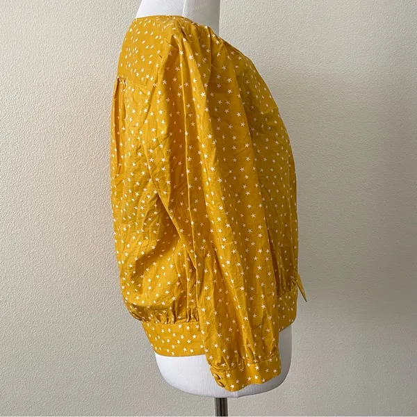 Madewell Wrap Top in Star Golden Yellow Scatter Print M - Image 7