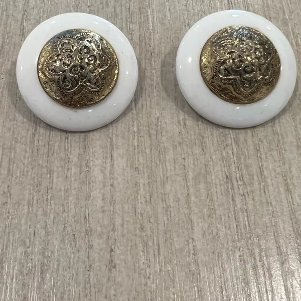 1980s Ivory Earrings - Clip Earrings with Goldtone Dome Jewelry - Image 2