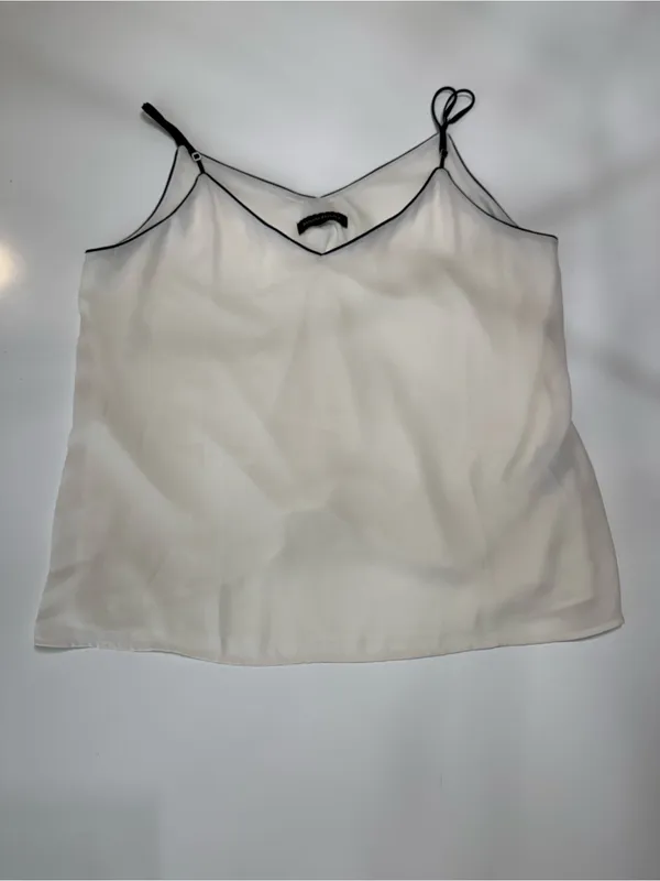 Banana Republic White Satin V-Neck Spaghetti Strap Camisole Size Large - Image 2