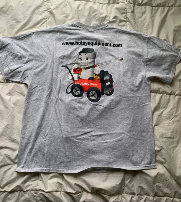 Gildan Graphic Tee - Image 2