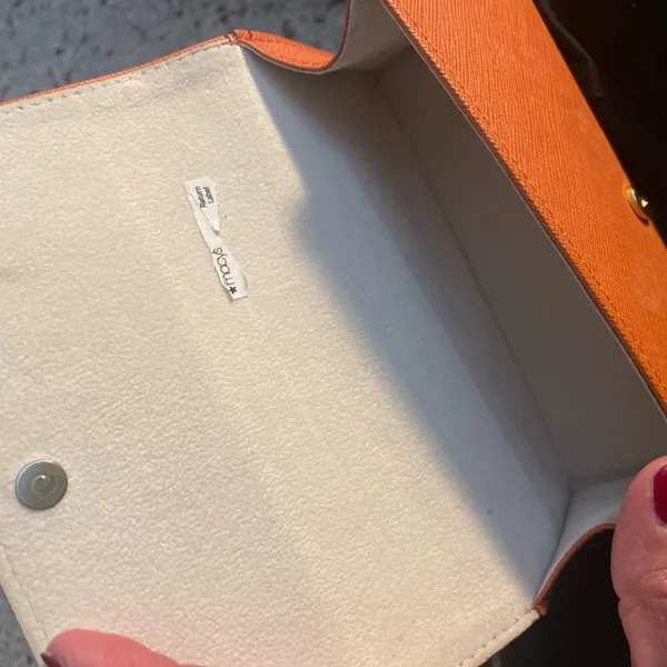Tory Burch case and soft bag - Image 6