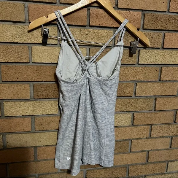 Lululemon Create Your Calm Tank Wee Are From Space Nimbus Battleship Size 4 - Image 4