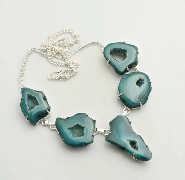 Stunning Solar Agate Necklace - Image 2