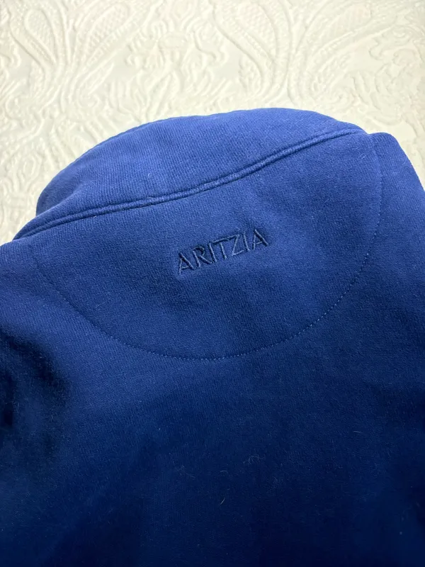 Cropped Quarter-Zip Aritzia Fleece - Image 5