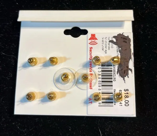 Lauren Conrad 5 pairs Earrings - Image 2