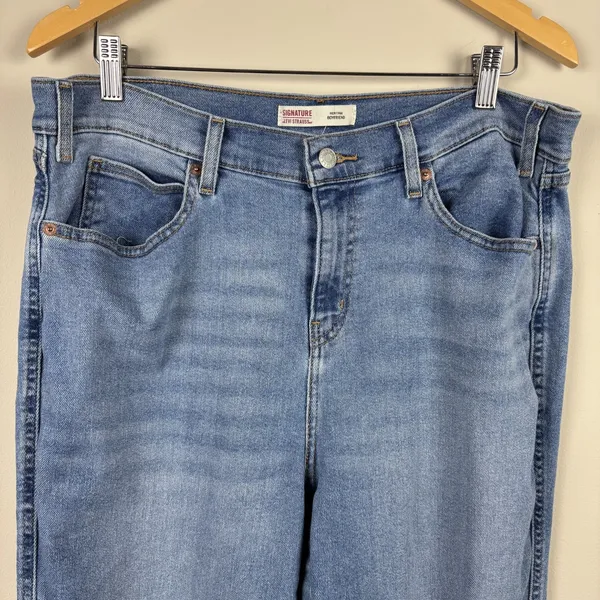 Levi's Signature Heritage Boyfriend Jeans Blue Denim Cuff 14 W32 Distress - Image 2