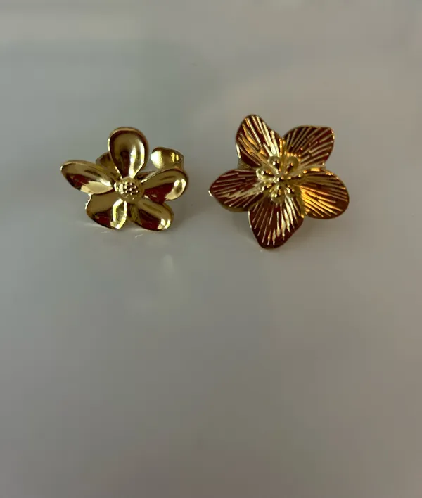 Amazon Gold rings - Image 3