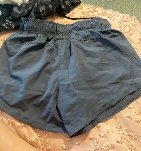 Athletic Shorts Gray Size 10 - Image 2