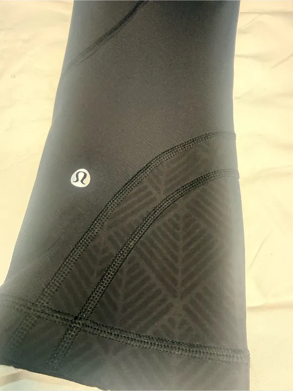 lululemon athletica Black Athletic Leggings - Size 6 - Image 3