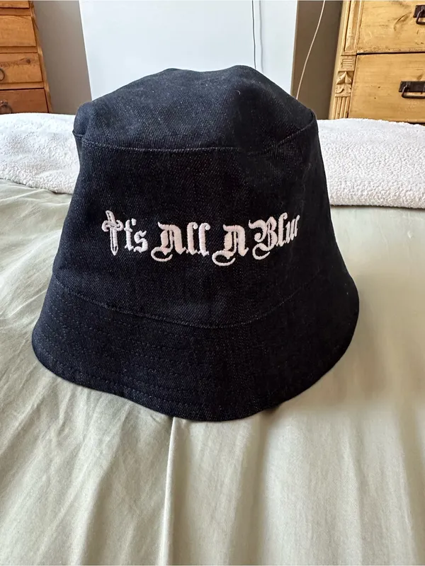 'It's All A Blur' Drake Exclusive Black Embroidered Bucket Hat - Image 4