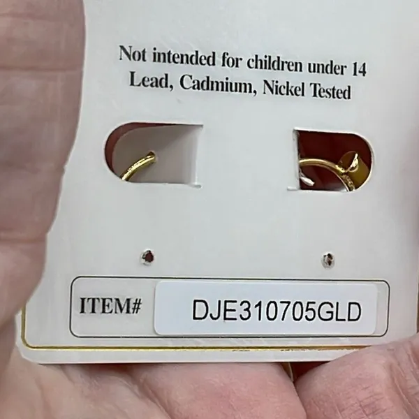 NWT 14K GP “Do everything in Love” CZ ring hoop earrings - Image 6