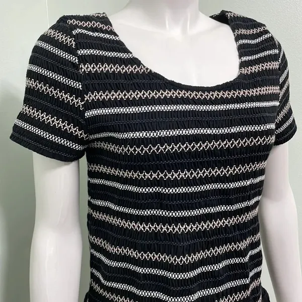 ANTHROPOLOGIE Meadow Rue Smocked Peplum Top - Image 3