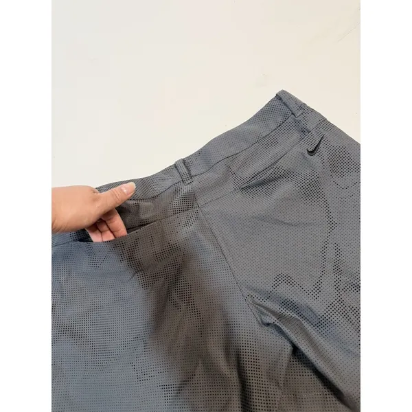nike womens flex grey pattern shorts  Size m - Image 7