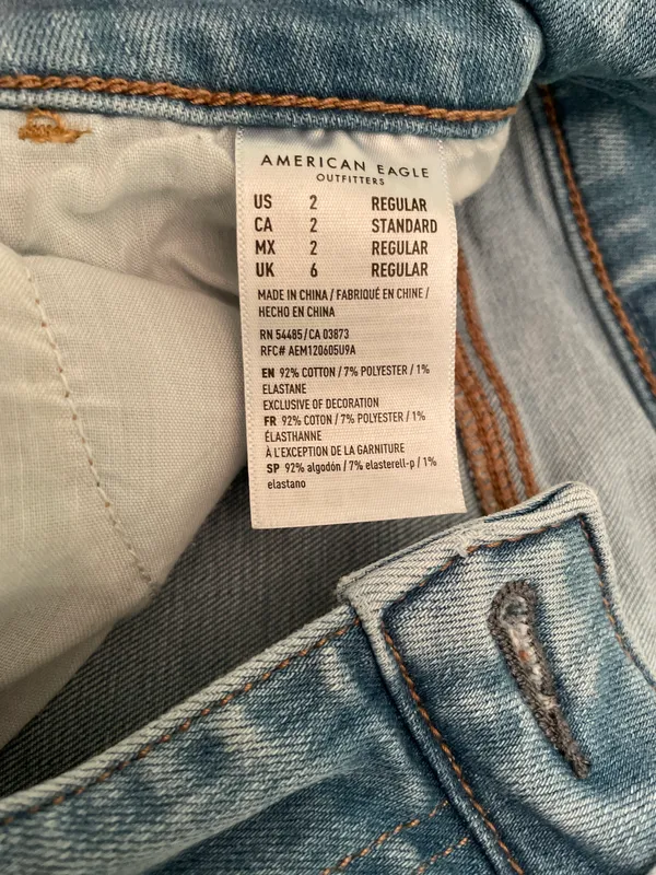 American Eagle Jeans  - Image 4