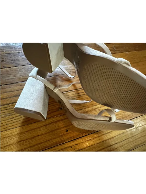 Altar'd State Strappy Block Heel Sandals Nude Beige Faux Suede Back Zip 7.5 - Image 4