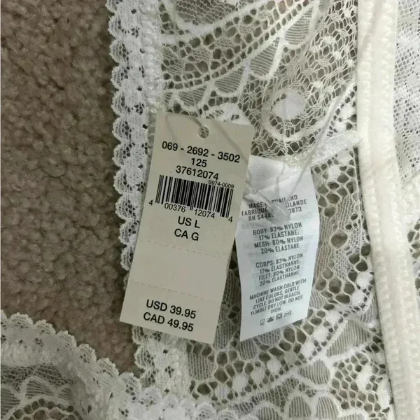 New with tags aerie white lace bralette in size large - Image 4
