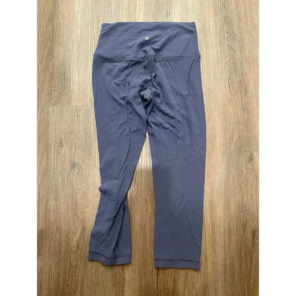 Lululemon‎ Align Gray Leggings Size 6 Crop - Image 2