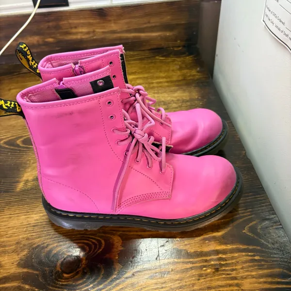 Doc‎ Martens Pink Boots Size 6 - Image 2