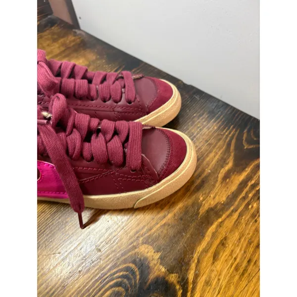 Nike‎ Burgundy And Pink Sneakers Size 5 - Image 4
