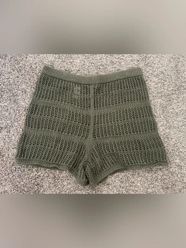 Women’s Aerie Crochet Knit Swim Cover Up Shorts Olive Green Size M - Image 7