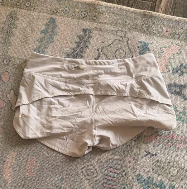 Lululemon Speed Up Shorts 2.5" - Image 2