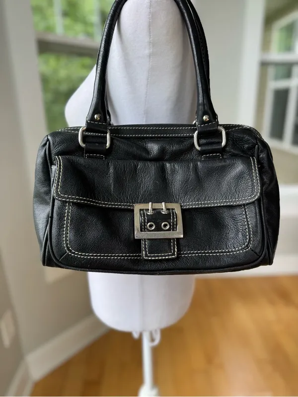 Vintage Y2K Wilson’s Leather Black Leather Purse with Oversized Silver Buckle - Image 10