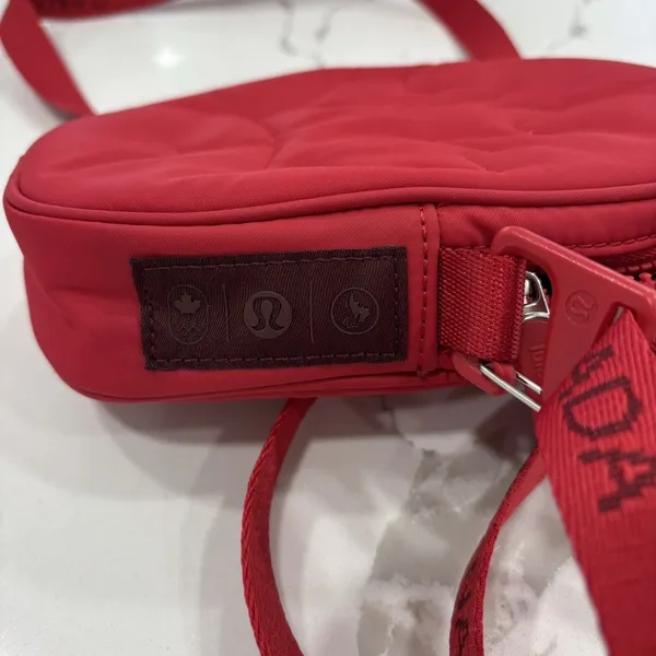 Lululemon Crossbody Bag Team Canada 22 Future Legacy Crimson Red - Image 2