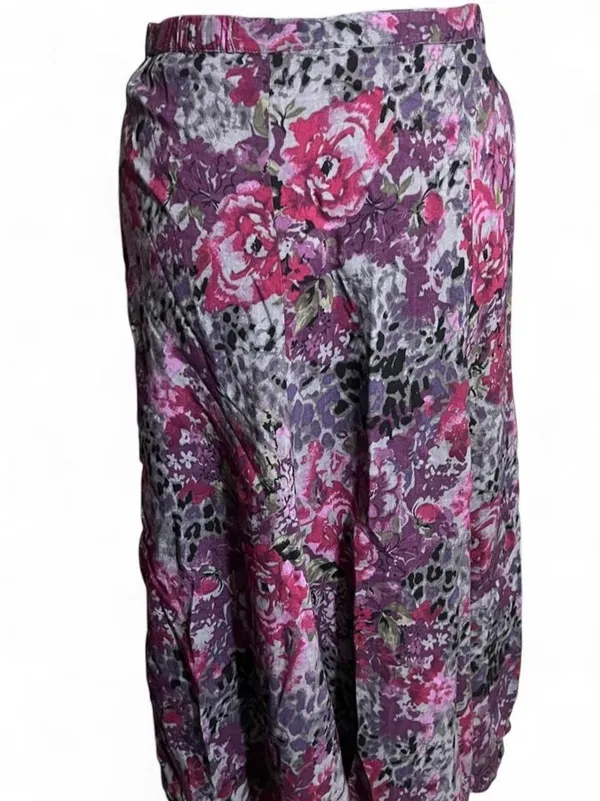 White Stag Vintage Floral Midi Skirt - Image 3