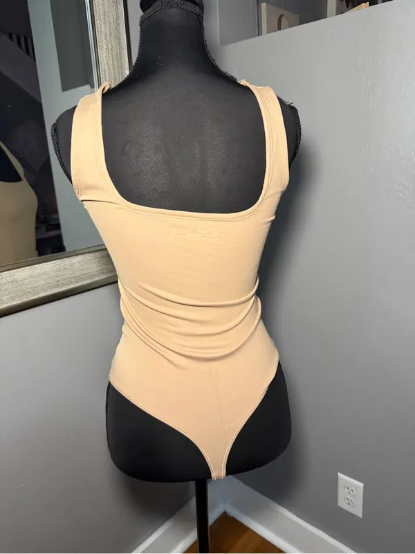 Abercrombie & Fitch Soft A&F Double-Layered Seamless Corset Bodysuit Small - Image 4