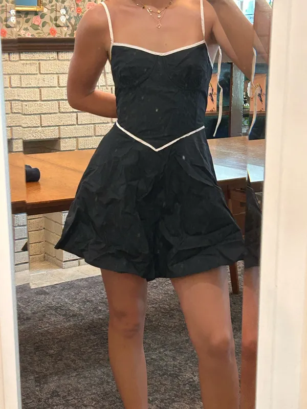 Et Clet Black corset Dress! - Image 4