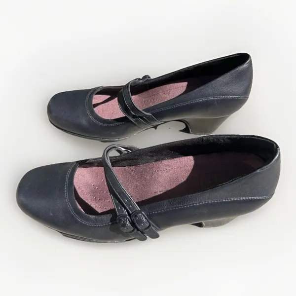 Clarks Womens Sugar Dust Mary Jane‎ Pump Size 9 M Navy Blue Low Block Heel Shoes - Image 2