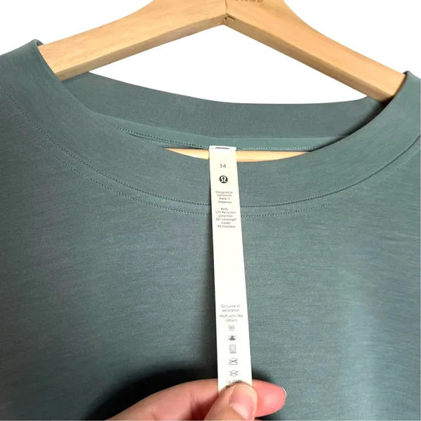 Lululemon Softstreme Perfectly Oversized Cropped Crew Medium Forest - Image 6