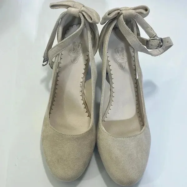 Women’s dress shoe size 8 - Image 8