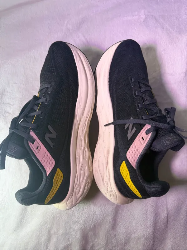 New Balance Women's Black Running Shoe with Pink & Yellow Accents - Image 9