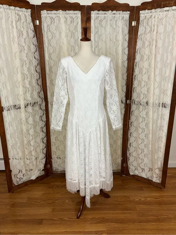 Beautiful Vintage 90s Western Collection Tea Length Wedding Dress - Image 3