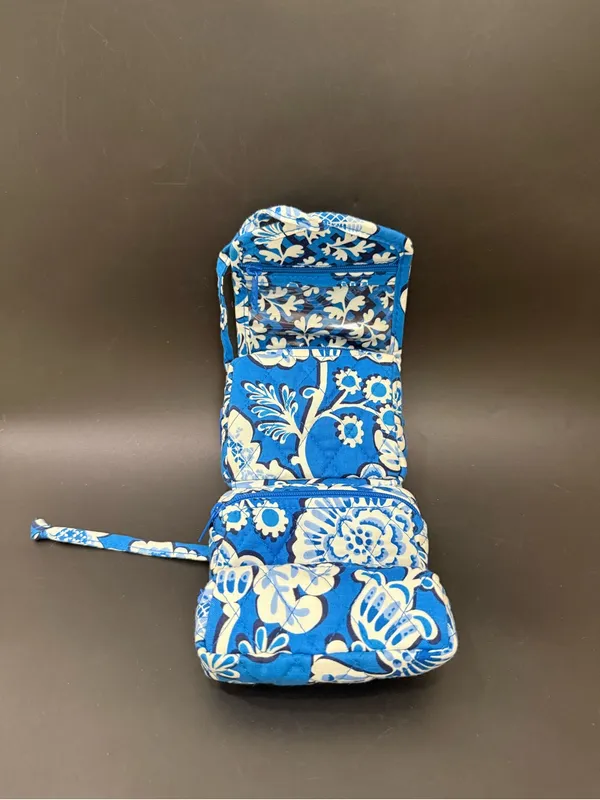 VERA BRADLEY Blue Lagoon Quilted Floral All Wrapped Up Jewelry Cosmetic Bag - Image 11