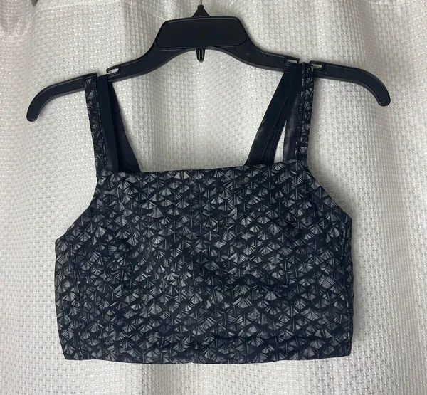 Lululemon Sports Bra (8) - Image 5