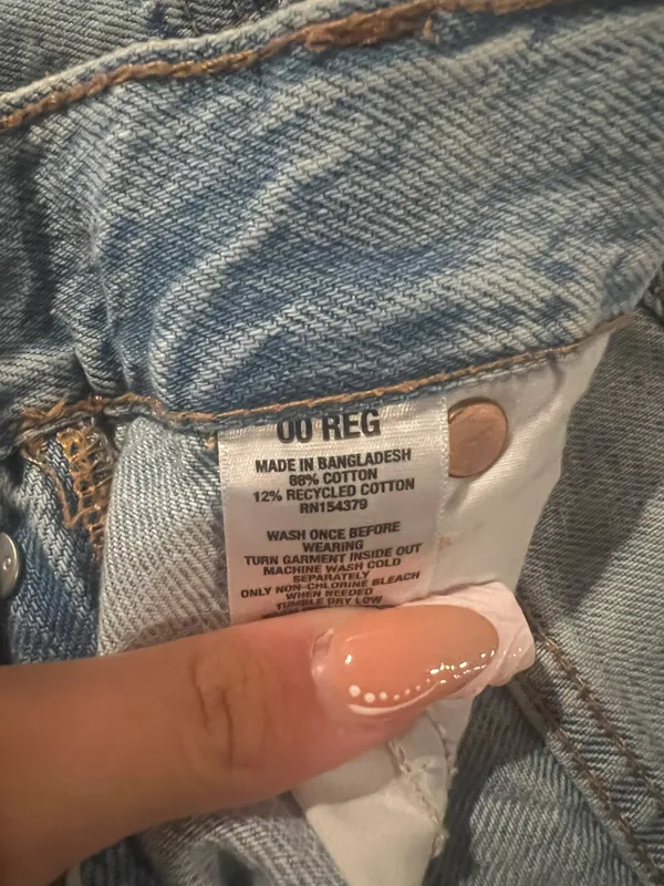 Jeans - Image 2