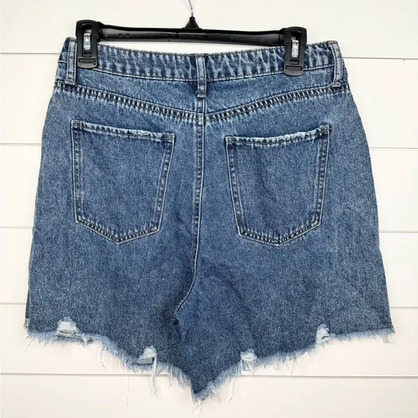 Rewash High Rise Pleated Bermuda Denim Cut-Off Shorts Size 28 Blue Medium Wash - Image 2
