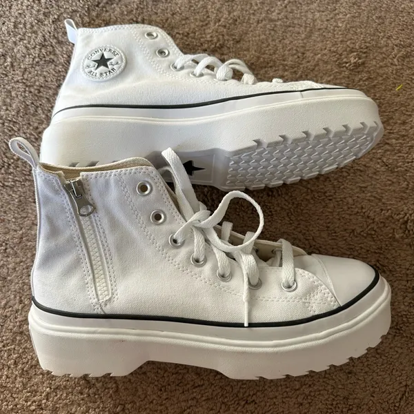 Converse Chuck Taylor All Star Lugged Heel Platform 6/8 - Image 4