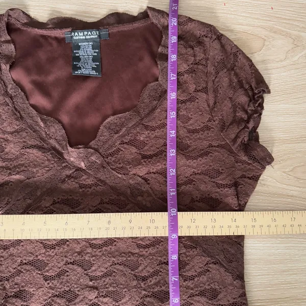 90s Y2K‎ Medium Brown Lace Trim Short Sleeve Fitted Top Grunge Scallop Neck - Image 9