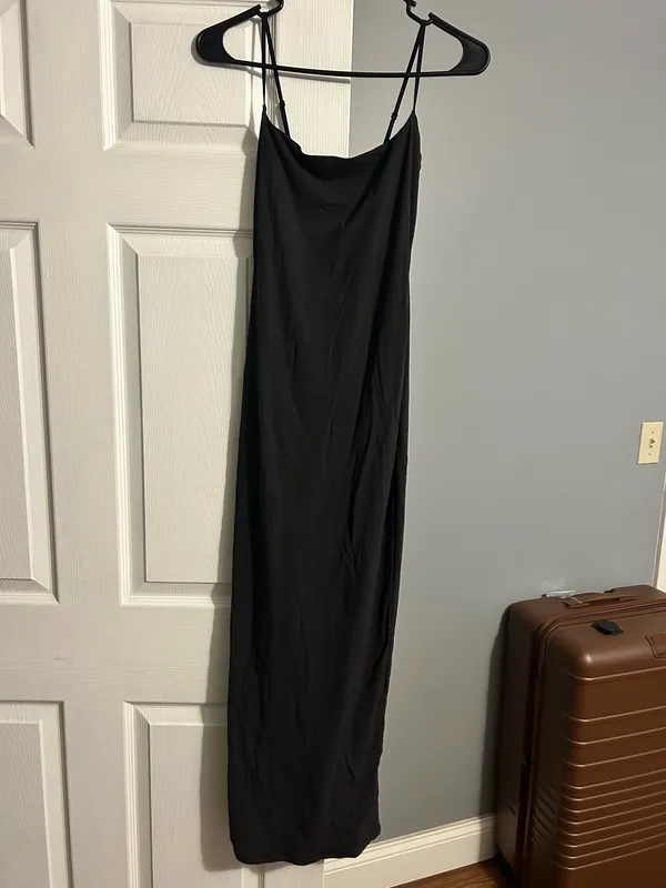 SKIMS Bodycon Dress - Image 3