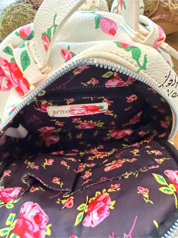 Betsey Johnson Floral Mini Backpack White Pink Roses Bow Purse - Image 10
