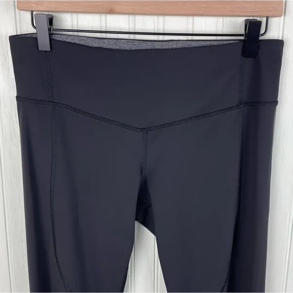 Lululemon All Meshed Up 7/8 Tight in Black Size 8 Athletic Running Leggings Mesh - Image 7