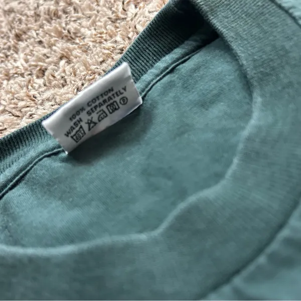 Detto Fatto Vintage Single Stitch Dark Green T-Shirt With Switzerland Embroidery - Image 4