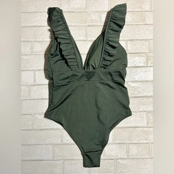 NWOT - H&M Woman’s One Piece Vacation Swimsuit in Dark Green Size Medium - Image 3