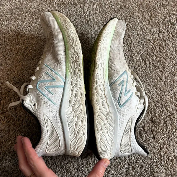 New Balance Fresh Foam X 1080v12 Women’s Size 10.5 Running Shoe White/Blue/Green - Image 6